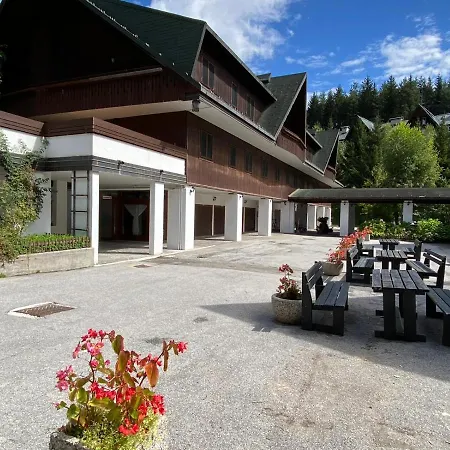 Tarvisio Camporosso Aparthotel 3*